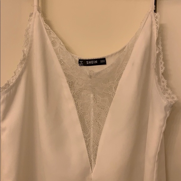 White lace tank top - Picture 2 of 2